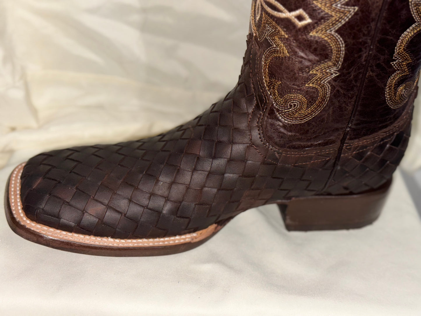 Men's Brown Checkered Pattern Boot