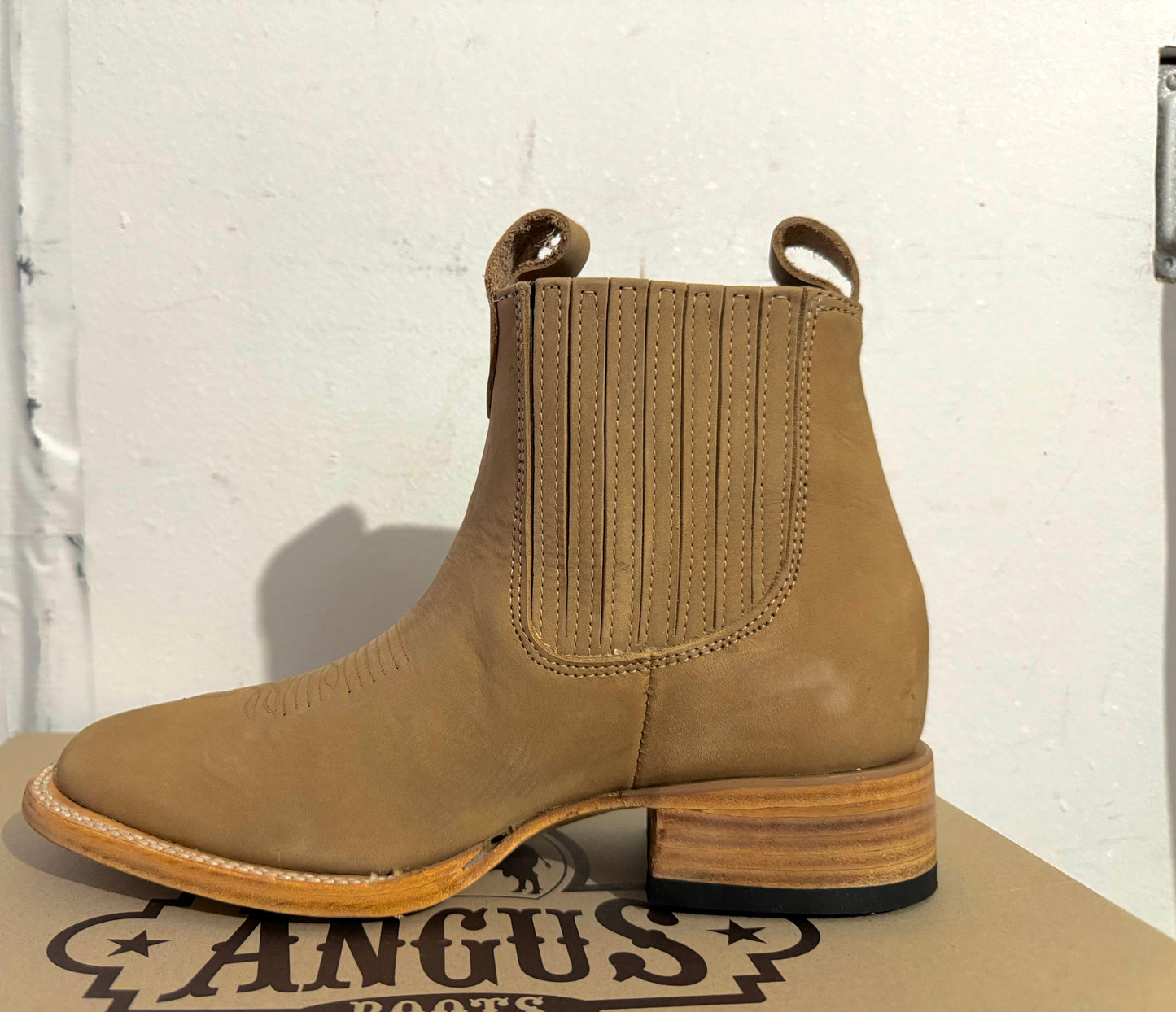 Men’s Chelsea Boot