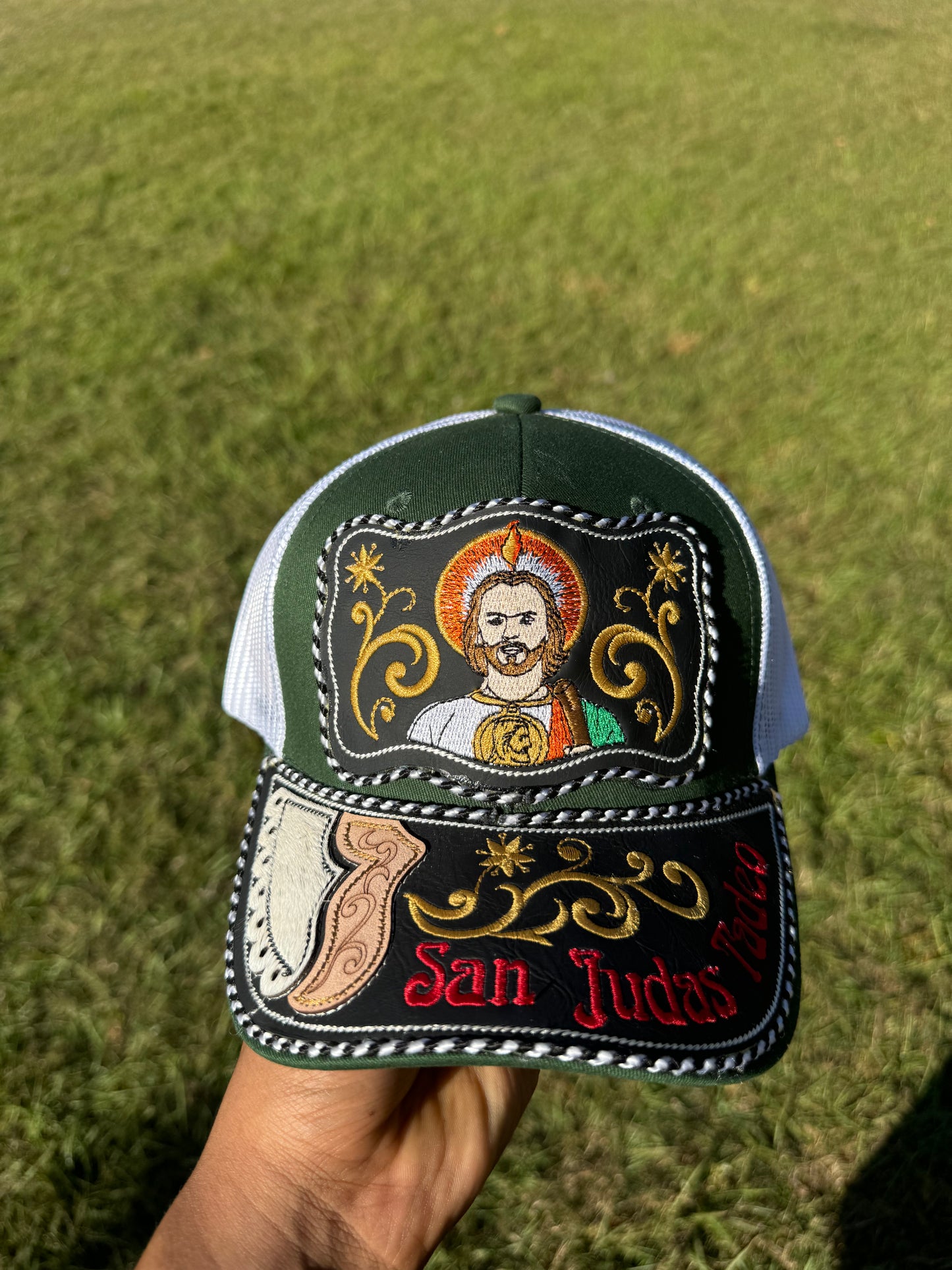 San Judas White Hat